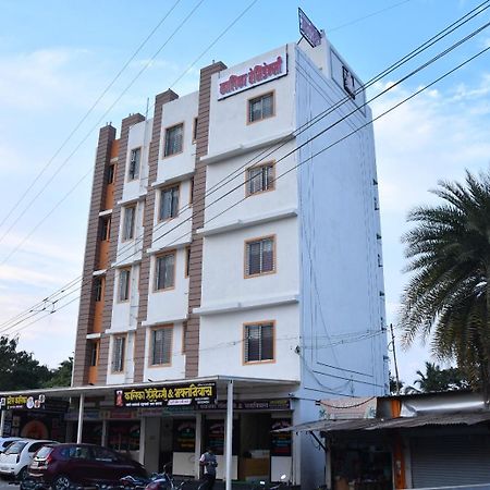 Hotel Kalika Residency Akalkot エクステリア 写真
