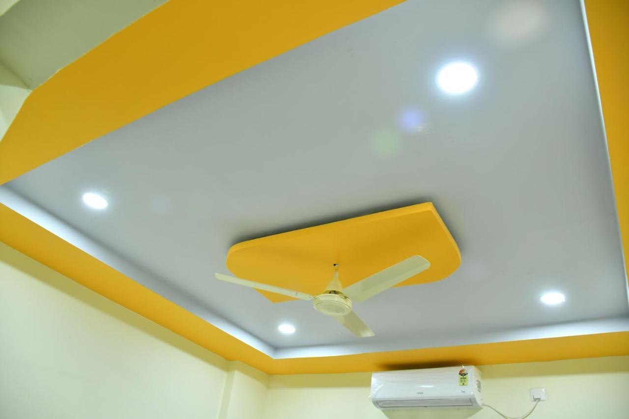 Hotel Kalika Residency Akalkot エクステリア 写真